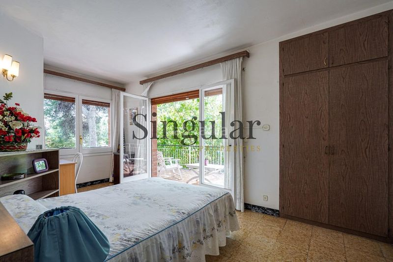 Foto 8d8874db-a38b-48d8-904e-eadd74388253. Casa amb aparcament a Lluminetes Castelldefels