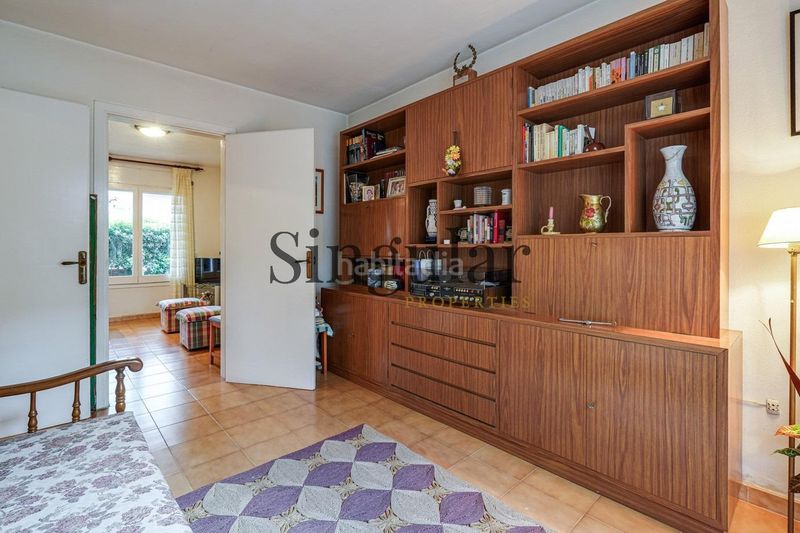 Foto 97bb4db5-9732-432c-a497-fdff02ea4d07. Casa amb aparcament a Lluminetes Castelldefels