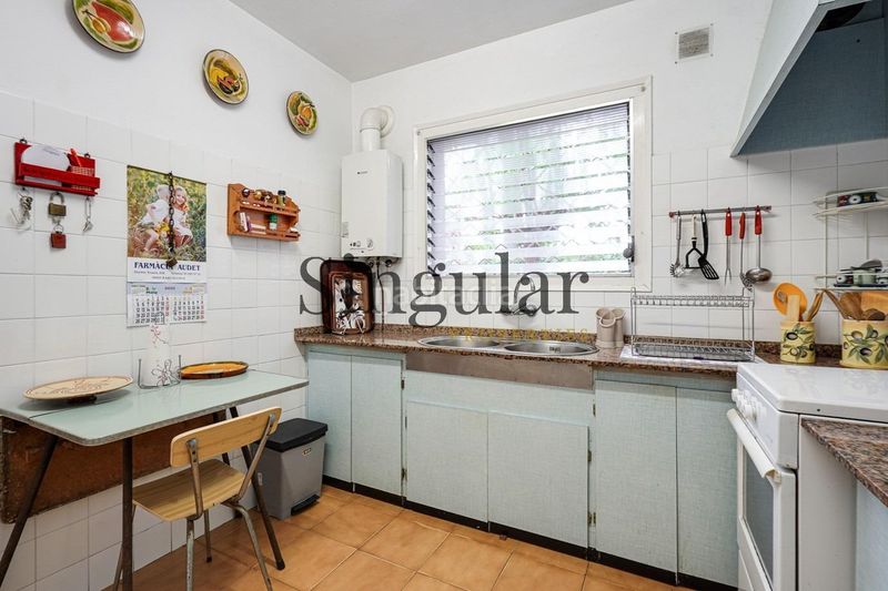 Foto ce67831e-a19e-440c-b920-b44e0809eee8. Casa amb aparcament a Lluminetes Castelldefels