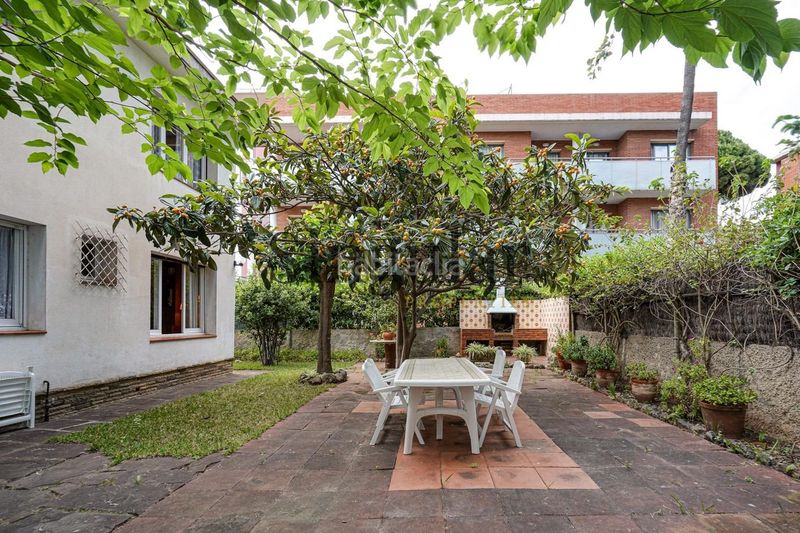 Foto db9da292-c0ce-44ec-9a71-11490a0acd58. Casa amb aparcament a Lluminetes Castelldefels