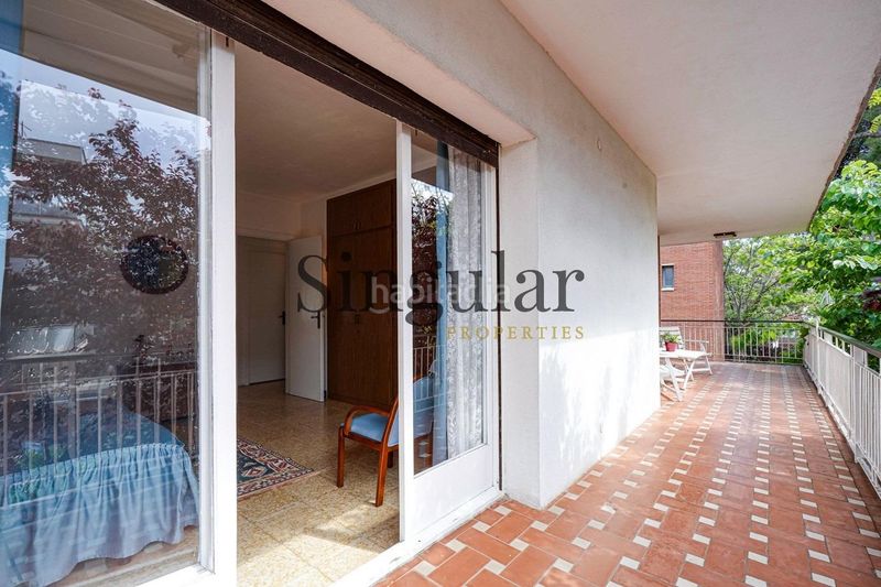 Foto ea5c3aea-5444-40f4-9214-36659af31c63. Casa amb aparcament a Centre Castelldefels