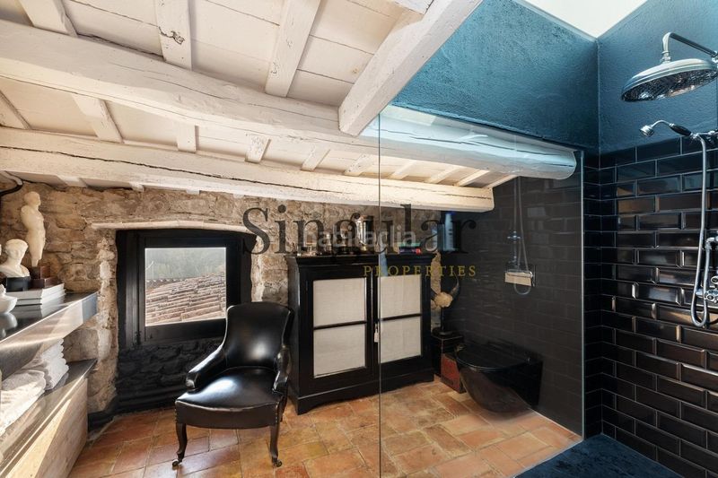 Foto 336dc6a6-dce5-4c6b-a044-de68a36b5212. Masia amb piscina a Corçà