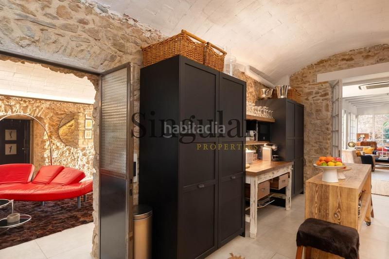 Foto 93592e13-ebb4-48c6-af90-e5661dc30c30. Casale con riscaldamento piscina in Corçà