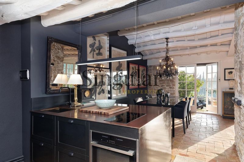 Foto c43c3bb8-8c85-4ebd-8e90-6cf4ff1f7237. Masia amb piscina a Corçà