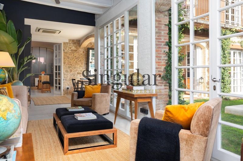 Foto dac191b8-8c65-4382-b701-21c4e108f260. Masia amb piscina a Corçà