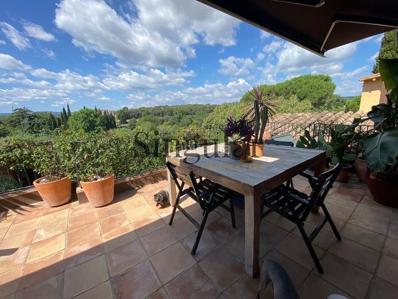 Foto f5c0f86f-5e13-45dd-b46e-1811bc8ecc59. Masia amb piscina a Corçà