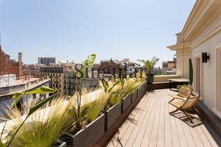 Àtic  Calle de la diputació. Exclusivo ático de diseño en finca regia del eixample