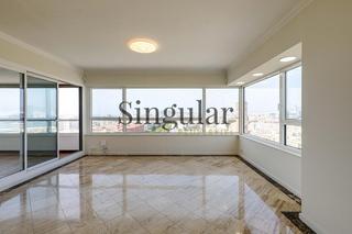 Appartement  Passeig del taulat. Piso con vistas panorámicas al mar y a barcelona en un 14