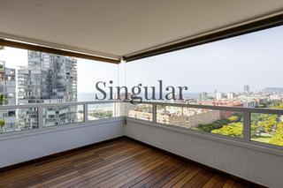 Piso  Passeig del taulat. Piso con vistas panorámicas al mar y a barcelona en un 14 con pa