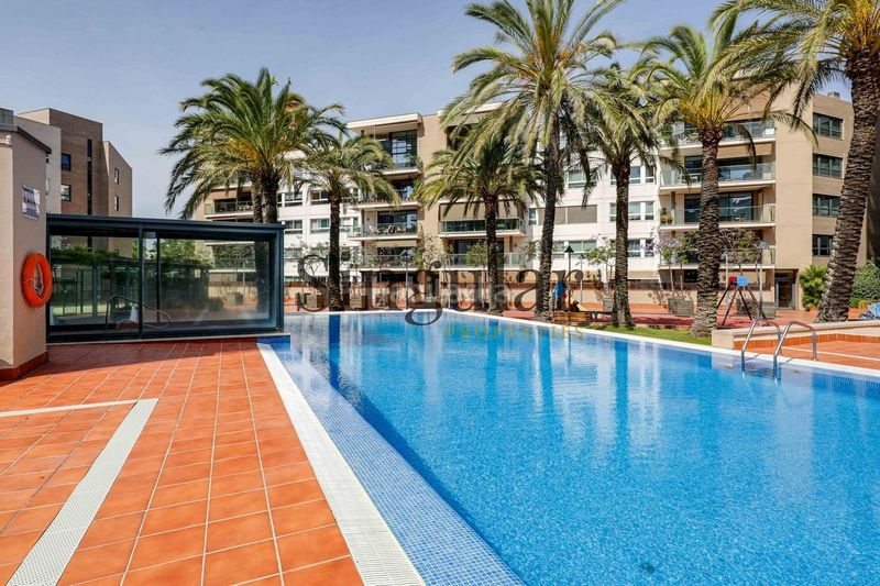 Foto 3b5f3cc4-0d34-403a-b029-e798834f6cb8. Pis amb aparcament piscina a Diagonal Mar i el Front Marítim del Poblenou Barcelona