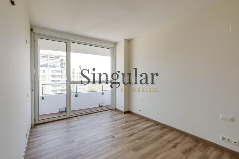 Foto 4a8742c8-6ed0-49e4-a40d-0d86cef7c4fa. Pis amb aparcament piscina a Diagonal Mar i el Front Marítim del Poblenou Barcelona