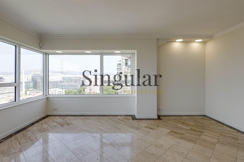 Foto 55dd0afe-6e04-4702-a7ed-2bd84144fb88. Pis amb aparcament piscina a Diagonal Mar i el Front Marítim del Poblenou Barcelona