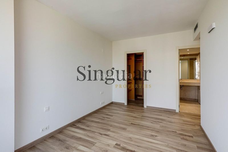 Foto 7af839d3-f1f6-4c9b-86c9-e7b3c61e4e13. Pis amb aparcament piscina a Diagonal Mar i el Front Marítim del Poblenou Barcelona