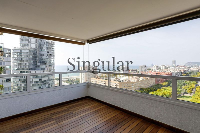 Foto eab1156d-d153-4cf1-8f3a-1dc098fd765a. Pis amb aparcament piscina a Diagonal Mar i el Front Marítim del Poblenou Barcelona