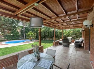 Chalet in Gava Mar. Chalet independiente en gavá mar