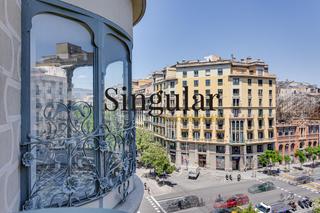 Lloguer Pis  Catalunya. Exclusivo piso modernista en finca catalogada en rambla cataluña