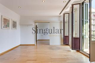 Piso  Calle d'aribau. Preciosa vivienda en finca regia junto a paseo de gracia
