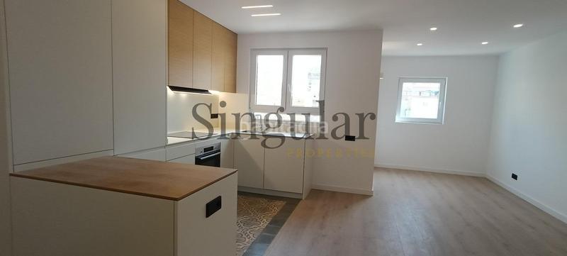 Foto 7c35e36d-cf41-429d-9822-2e0f989a833b. Ático impresionante sobreático en rector triado nuevo a estrenar en Barcelona