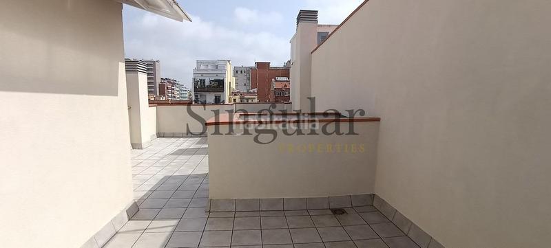 Foto ba7934e2-7111-453a-8b0f-497521d906ff. Ático impresionante sobreático en rector triado nuevo a estrenar en Barcelona