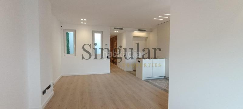 Foto ec6dda0f-1004-4ac4-9298-f260d1a7a892. Ático impresionante sobreático en rector triado nuevo a estrenar en Barcelona