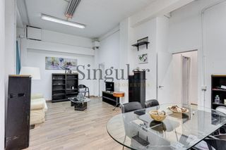 Business premise in Sant Gervasi - Galvany. Local de 195 m2 en galvany ideal para productoras