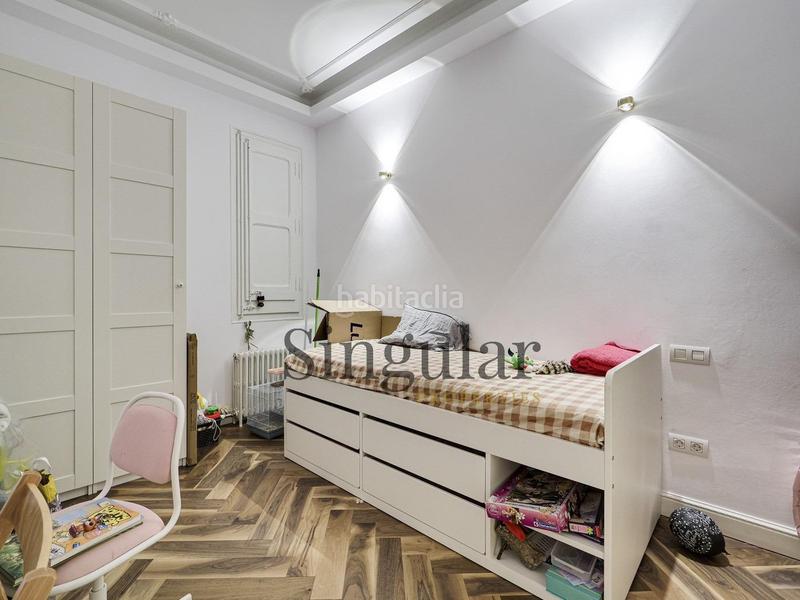 Foto 7a5538e5-15c0-4f45-a79f-81076fa06b86. Alquiler piso elegante vivienda en calle muntaner en Barcelona