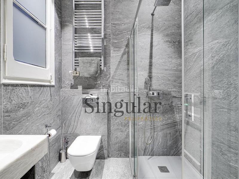 Foto 7ab58d6a-9c3f-424d-a97b-c4d7ff101ded. Alquiler piso elegante vivienda en calle muntaner en Barcelona