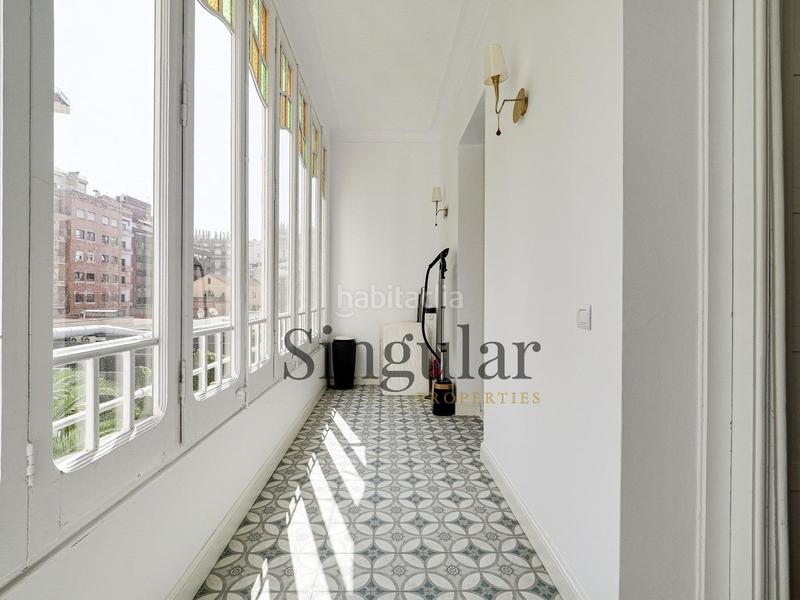 Foto 7c4eb0e1-b3c9-4cbb-a516-0af7f203516b. Alquiler piso elegante vivienda en calle muntaner en Barcelona