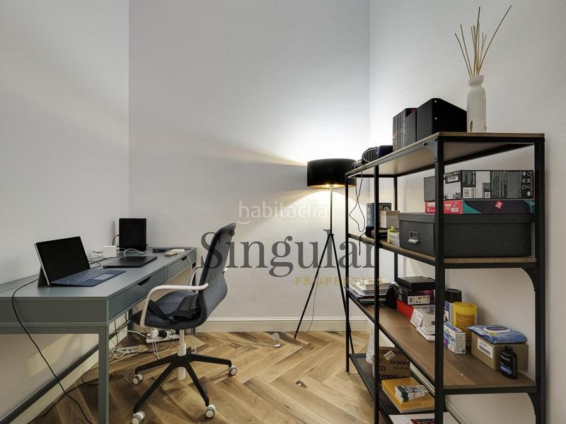 Foto b52fb052-2d98-4c94-95fa-e23fde760eae. Alquiler piso elegante vivienda en calle muntaner en Barcelona