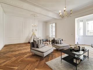 Location Appartement  Carrer de muntaner. Elegante vivienda en calle muntaner