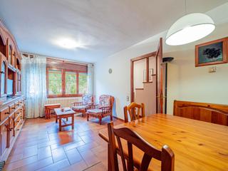 Casa adossada  Josep maria folch i torres. Casa unifamilar  de 4 habitacions  en venda