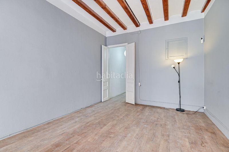 Foto 28181391-f343-4a73-bbcc-e28e53ae5460. Pis a Dreta de l´Eixample Barcelona