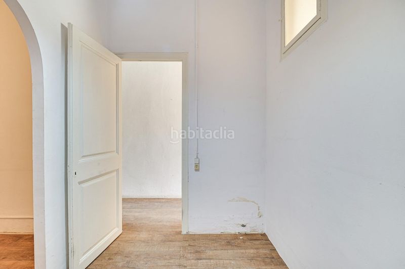 Foto 5fa8d68f-28de-40d3-adc3-8c2a55e25fd2. Pis a Dreta de l´Eixample Barcelona