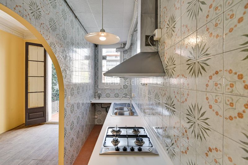 Foto c98e69e3-82af-48c2-8de8-684c0c8e2cec. Pis a Dreta de l´Eixample Barcelona