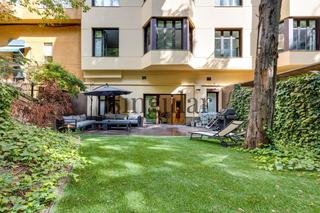 Planta baixa a Sant Gervasi - Bonanova. Exclusiva planta baja dúplex con jardín privado junto a plaza ke