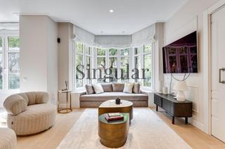 Planta baja en Sant Gervasi - Bonanova. Exclusiva planta baja dúplex con jardín privado junto a plaza ke