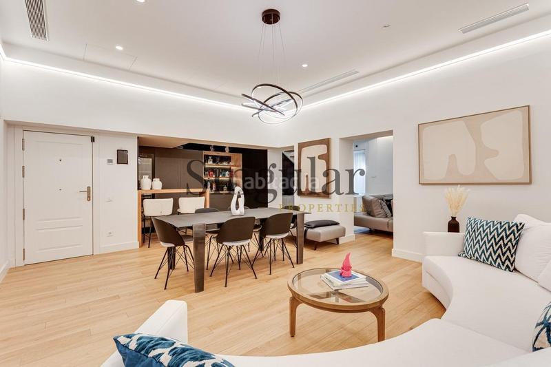 Foto 92cbab94-9073-4f24-8830-49d5f038a5b5. Piano terra con riscaldamento parcheggio in Sant Gervasi - Bonanova Barcelona