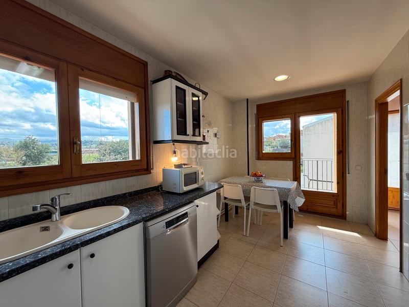 Foto ea521e68-2f09-4cce-9951-8a9c4b09e0ca. Pis amb calefacció aparcament a Santa Eugènia de Berga