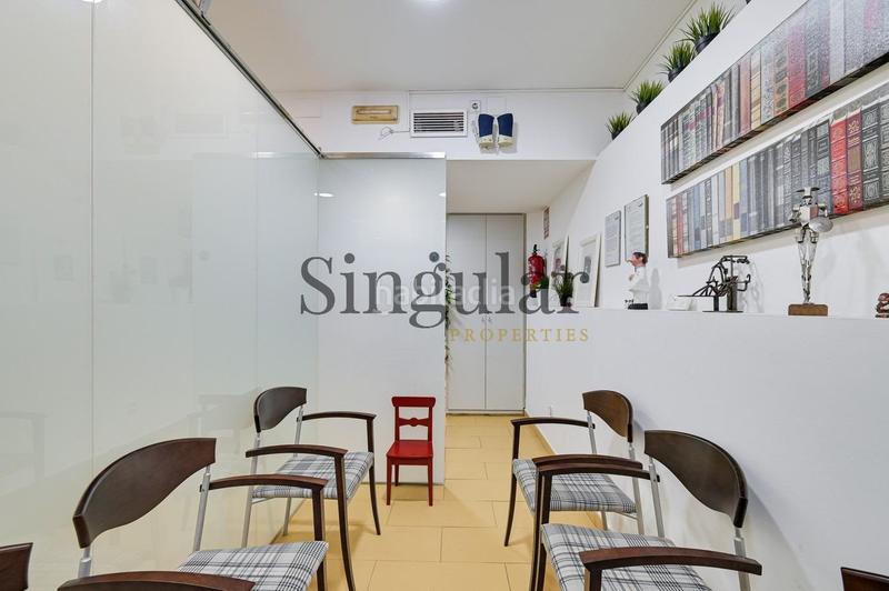 Foto e81f82d7-28d0-4bf5-9ab4-db4f0437abc0. Oficina amb calefacció a Sant Gervasi - Galvany Barcelona