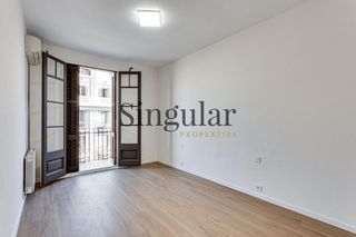 Piso en Sagrada Família. Luminosa vivienda reformada con vistas a la sagrada familia