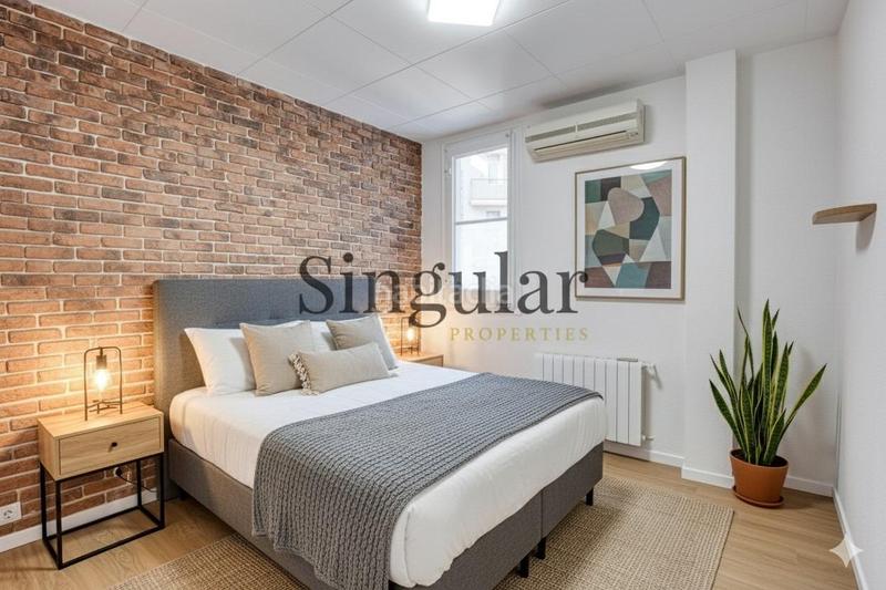 Foto f85b97a9-27fc-4946-95cb-cb643d597d6b. Flat with heating in Sagrada Família Barcelona