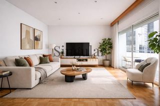 Etagenwohnung  Avenida de sarri�. Exclusiva finca esquinera muy luminosa, con la mejor orientaci�n