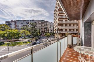 Flat  Avenida de sarrià. Exclusiva finca esquinera muy luminosa, con la mejor orientación