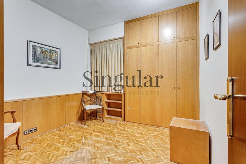 Foto 1454d2ed-9634-40a5-a462-7ec29c95037b. Pis amb aparcament a Barri de les Corts Barcelona