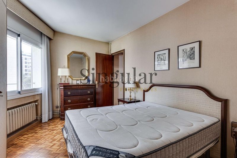 Foto 73ab07cc-cd1c-4270-ad02-84fcac214fe6. Pis amb aparcament a Barri de les Corts Barcelona