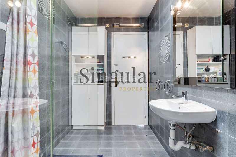 Foto f351586f-b08d-441f-8296-38114face470. Pis amb aparcament a Barri de les Corts Barcelona