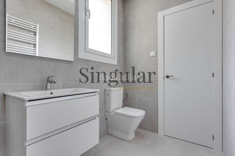 Foto a7c29ac8-6046-44a4-af0f-485e9888ccb5. Piso  esquinero exclusivo en ubicación privilegiada en Barcelona