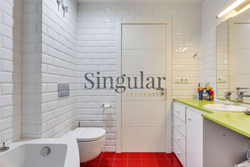 Foto 1fcf1e11-1995-453a-aa2f-72621448776b. Pis a Raval Barcelona