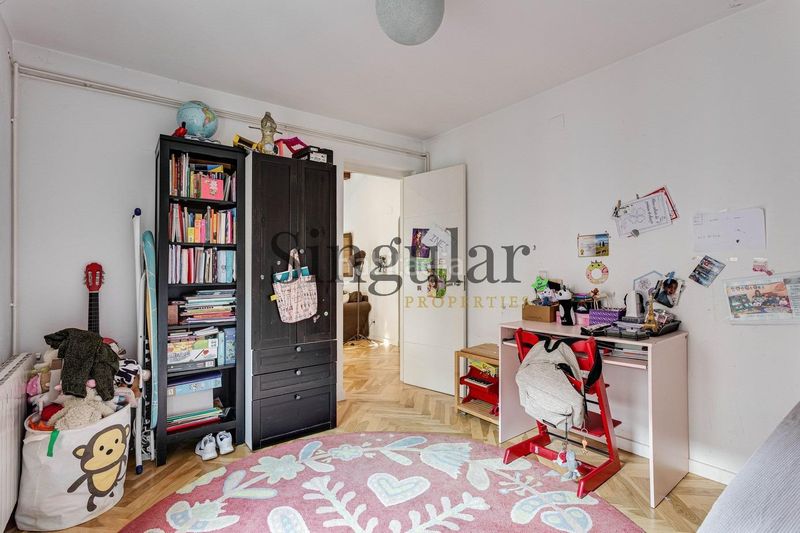Foto 45a47113-9c63-4483-b44b-1d37ef0bac03. Pis a Raval Barcelona