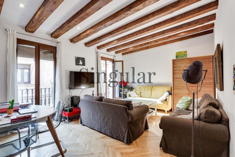 Foto 6fb3987b-5070-414d-a700-03d5620ec654. Pis a Raval Barcelona